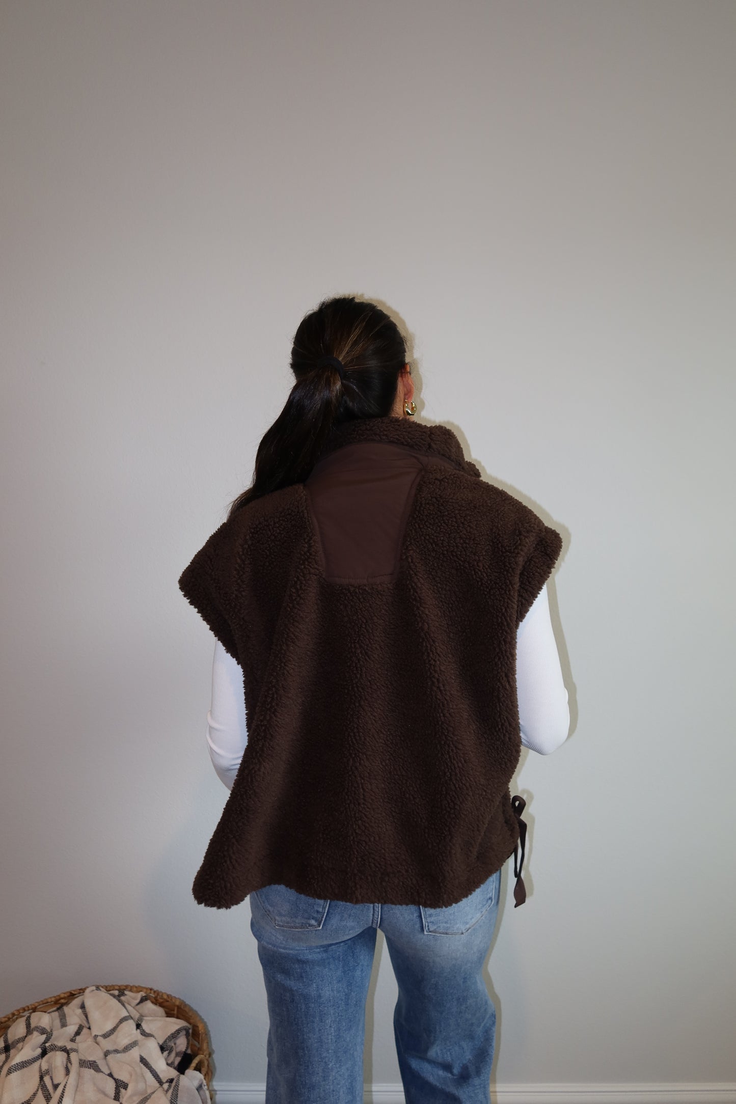 Teddy Vest- Espresso